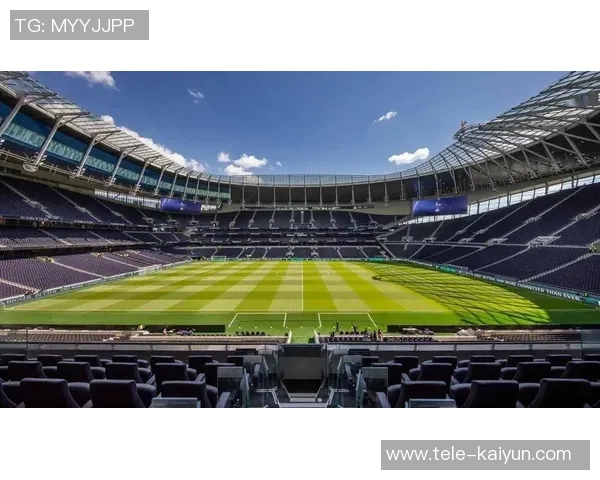 足球球星豪华别墅揭秘球场之外的奢华生活与独特风格